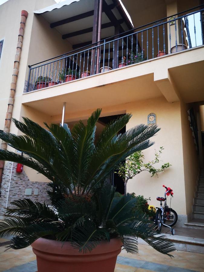 Casa Vacanza Da Samuele Σαν Βίτο λο Κάπο Εξωτερικό φωτογραφία
